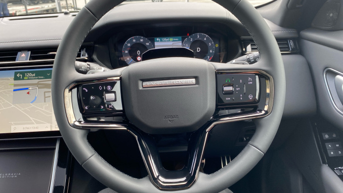 Land Rover Range Rover Velar 2.0 P400e Belgravia Edition 5dr Auto Estate - Image 15